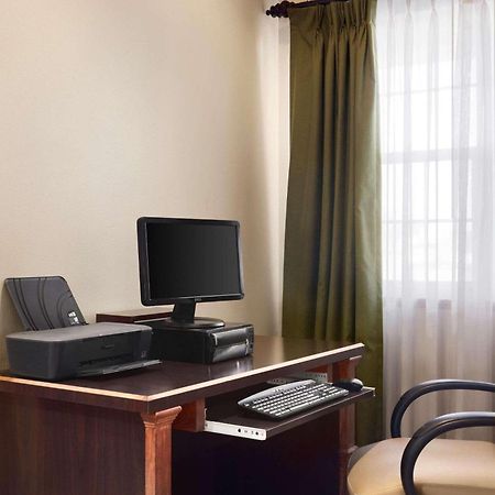 Country Inn & Suites By Radisson, Kearney, Ne Eksteriør bilde